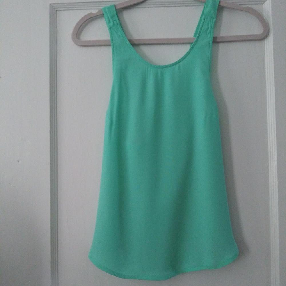 Tops - Picture 3 of 3